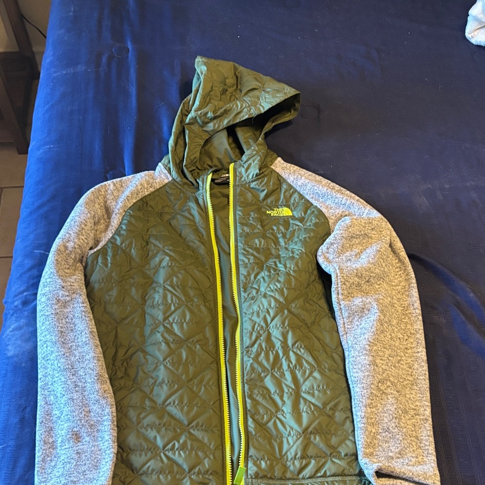 The North Face Olive and Heather Gray Hooded Jacket - Boys XL